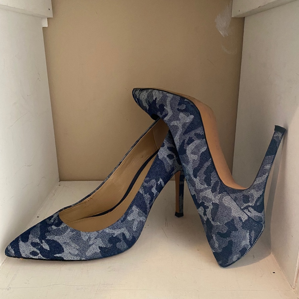 Ladies Shoes